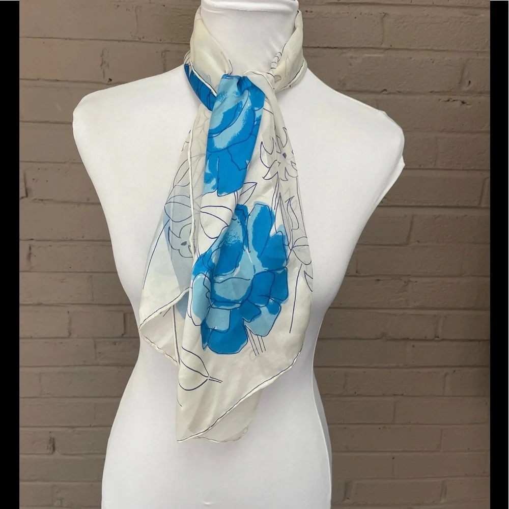 Vintage Vera Floral Print scarf